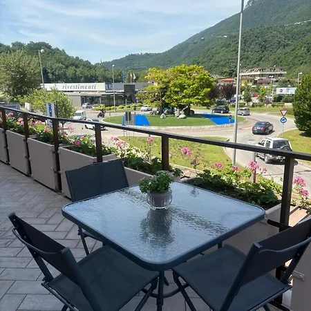 Valley House Apartman Roe