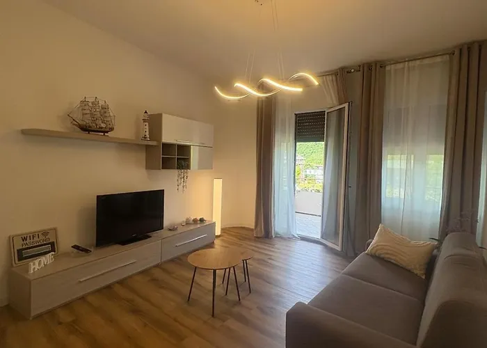 Valley House Apartment *